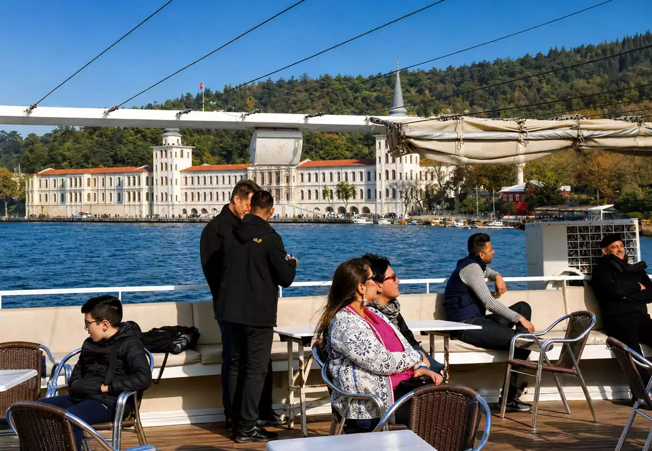 Istanbul Bosphorus Boat Cruise - Kuleli Military High School on the Bosphorus