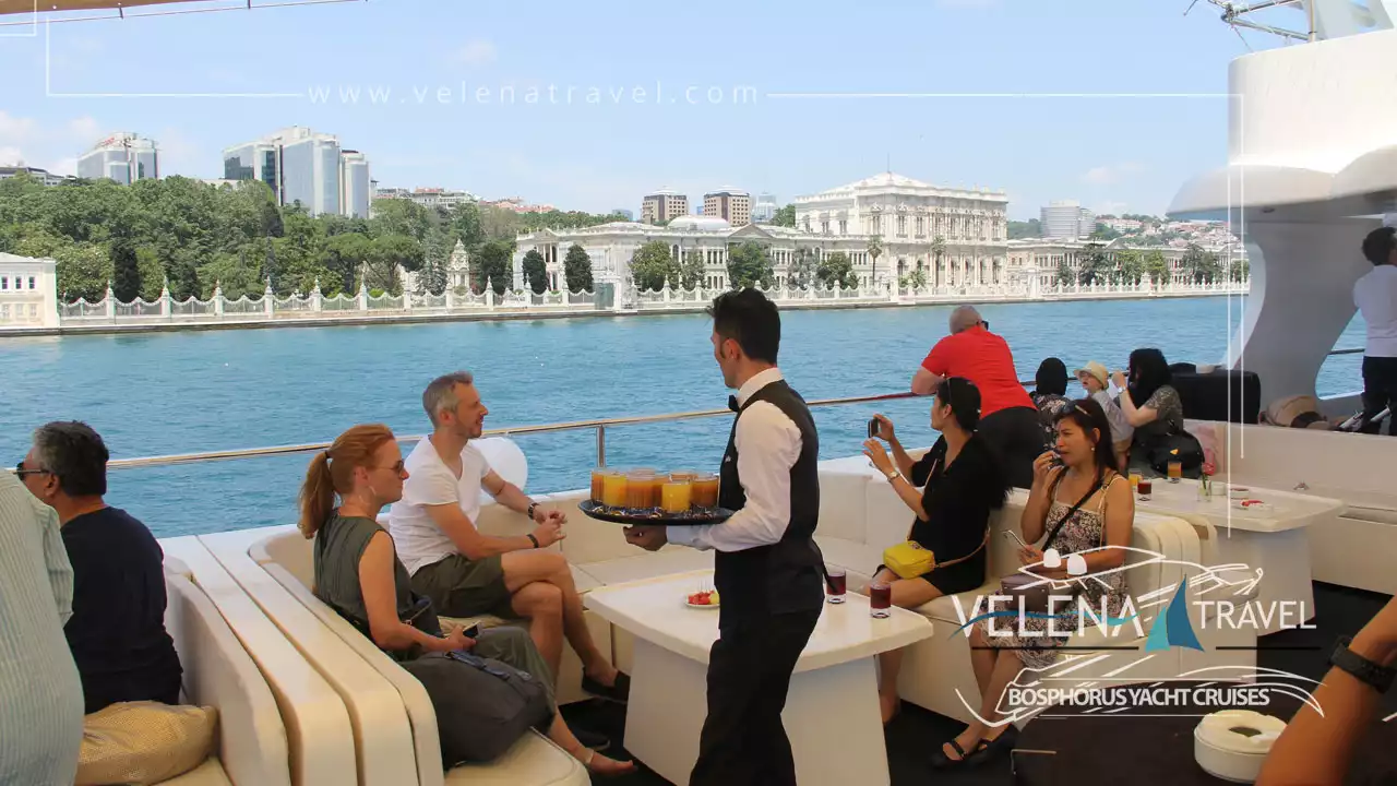 Lunch and Bosphorus Sightseeing in Istanbul - Dolmabahce Palace